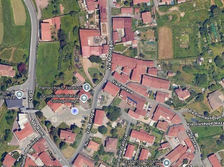 appartamento in vendita a Castello di Brianza in zona Cologna