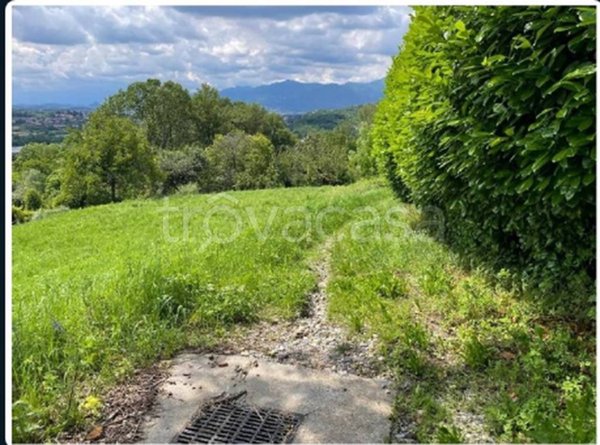 villa in vendita a Castello di Brianza in zona Brianzola