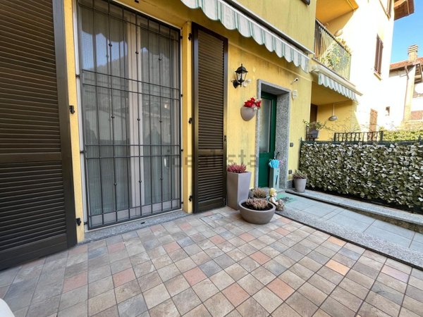 appartamento in vendita a Castello di Brianza