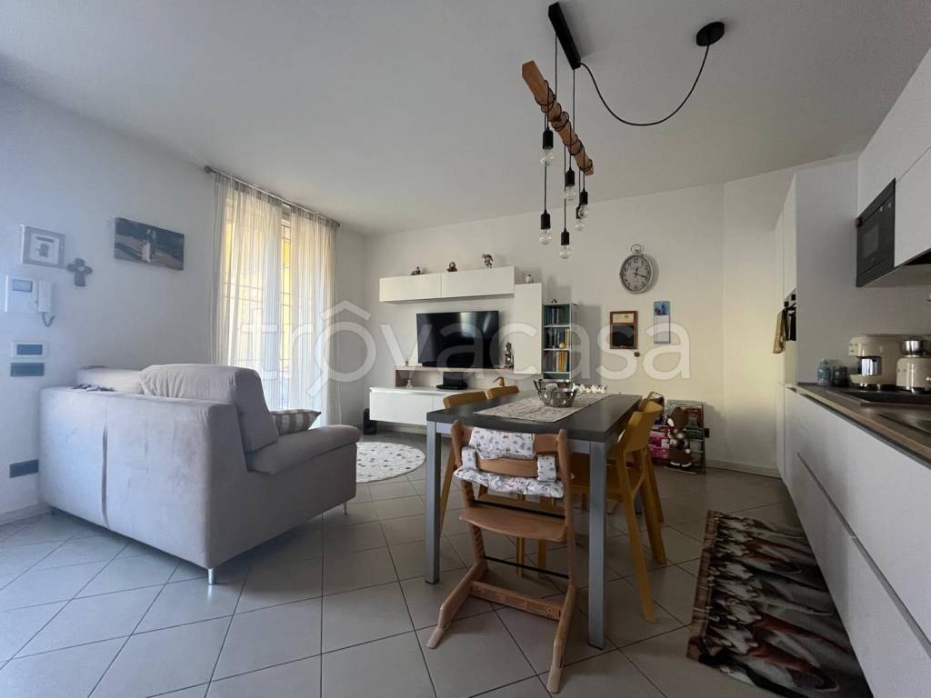 appartamento in vendita a Castello di Brianza