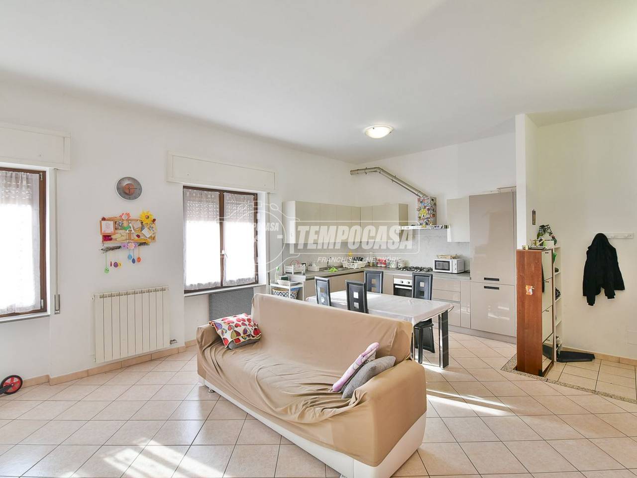 appartamento in vendita a Castello di Brianza in zona Cologna