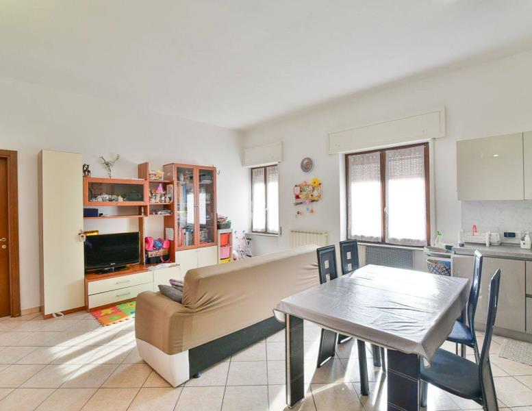 appartamento in vendita a Castello di Brianza