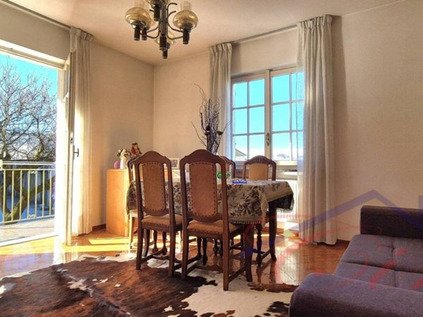 appartamento in vendita a Castello di Brianza in zona Cologna