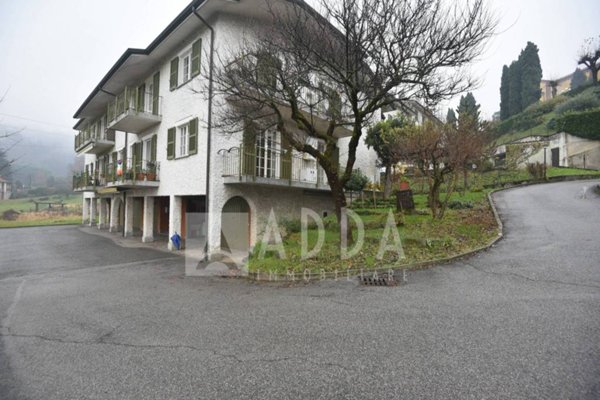 appartamento in vendita a Castello di Brianza