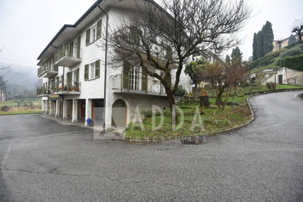 appartamento in vendita a Castello di Brianza