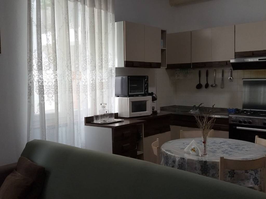 appartamento in vendita a Castello di Brianza in zona Cologna