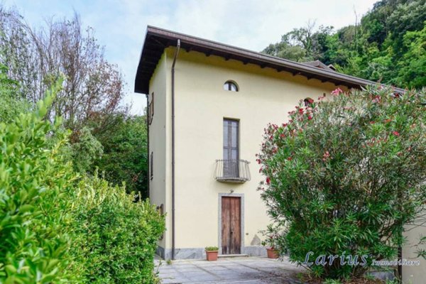 appartamento in vendita a Castello di Brianza