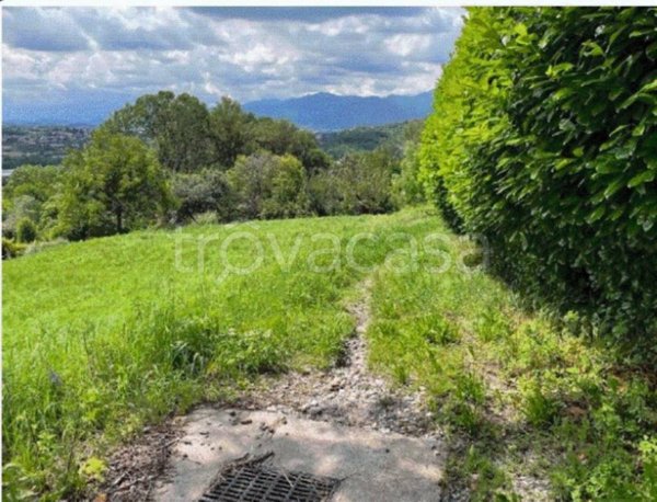 villa in vendita a Castello di Brianza in zona Brianzola