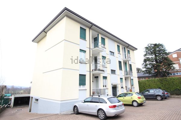 appartamento in vendita a Castello di Brianza