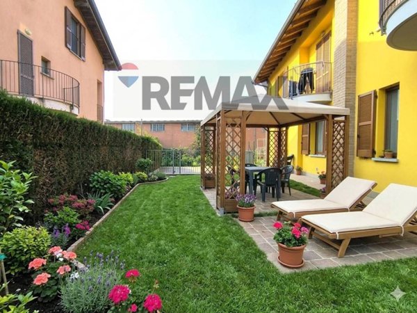 appartamento in vendita a Castello di Brianza in zona Cologna