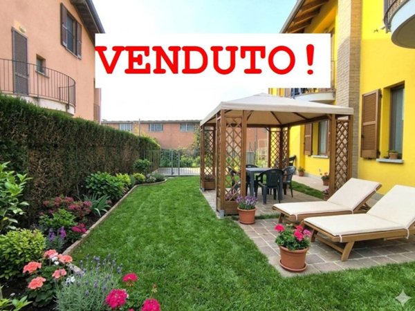 appartamento in vendita a Castello di Brianza in zona Cologna