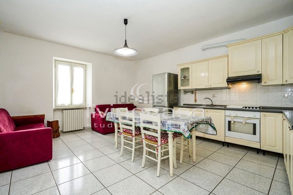 appartamento in vendita a Castello di Brianza