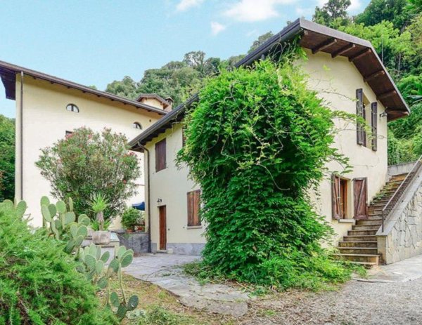 casa indipendente in vendita a Castello di Brianza in zona Bevera