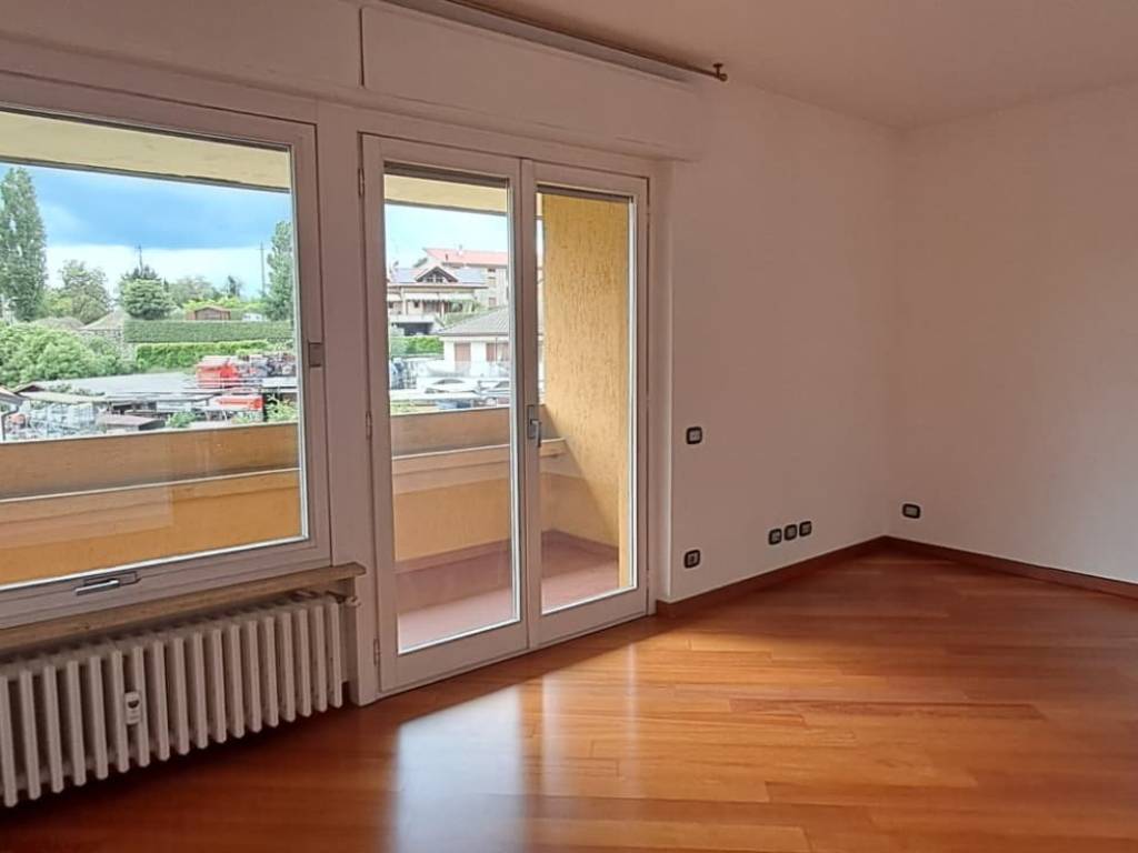 appartamento in vendita a Castello di Brianza in zona Cologna