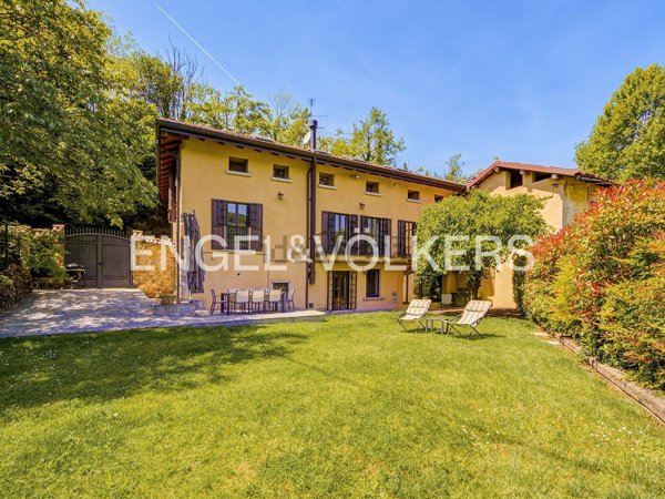 casa indipendente in vendita a Castello di Brianza in zona Cologna