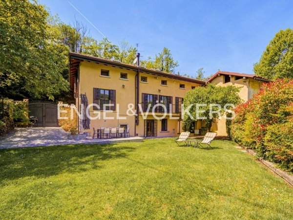 casa indipendente in vendita a Castello di Brianza in zona Cologna