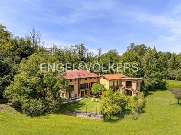 casa indipendente in vendita a Castello di Brianza
