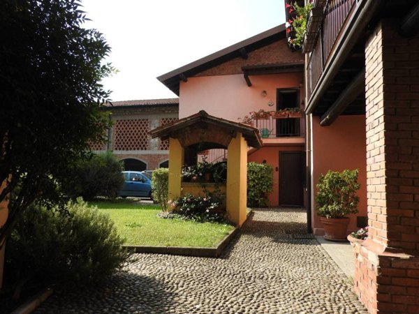 appartamento in vendita a Cernusco Lombardone