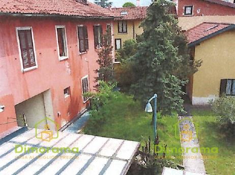 casa indipendente in vendita a Cernusco Lombardone