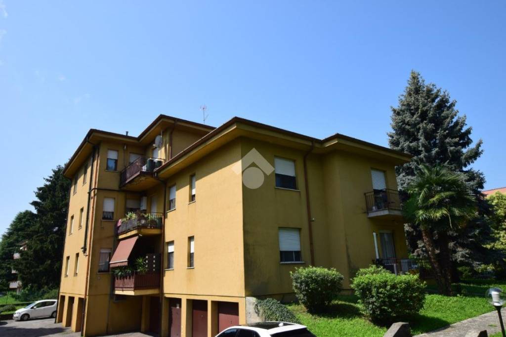 appartamento in vendita a Cernusco Lombardone