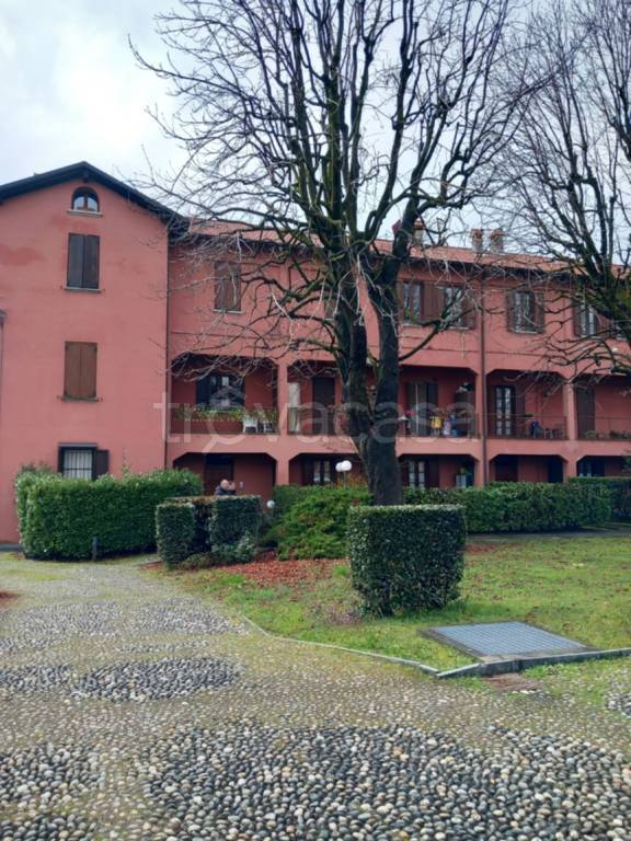 appartamento in vendita a Cernusco Lombardone