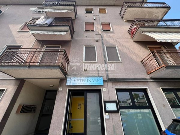 negozio in vendita a Cernusco Lombardone