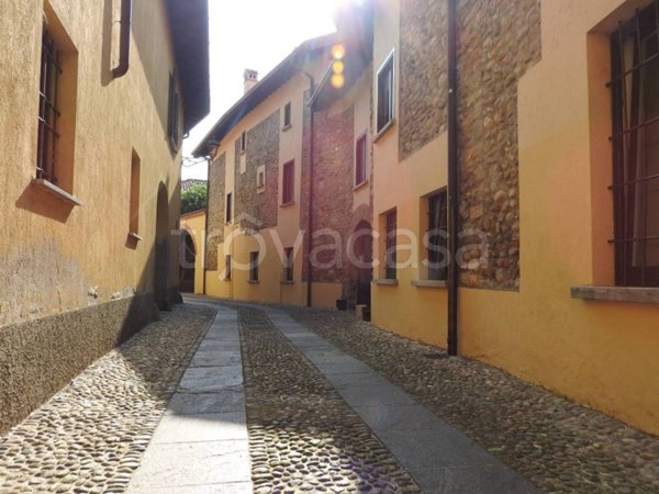 appartamento in vendita a Cernusco Lombardone