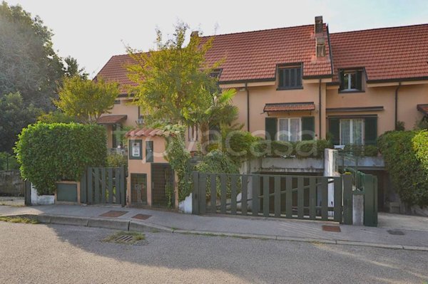 casa indipendente in vendita a Cernusco Lombardone