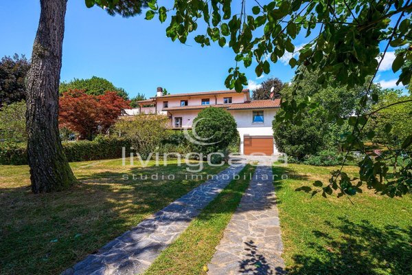 casa indipendente in vendita a Cernusco Lombardone