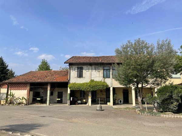 casale in vendita a Cernusco Lombardone