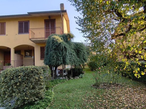 casa indipendente in vendita a Cernusco Lombardone