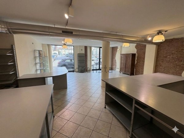 ufficio in vendita a Cernusco Lombardone