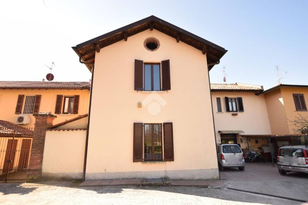 appartamento in vendita a Cernusco Lombardone