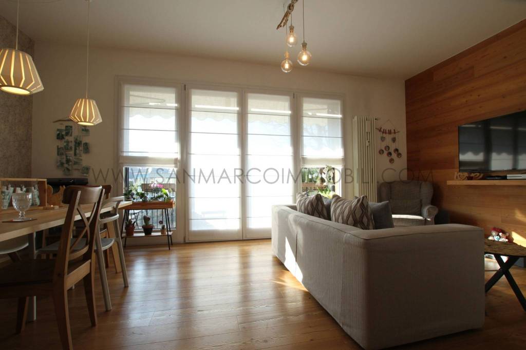 appartamento in vendita a Cesana Brianza