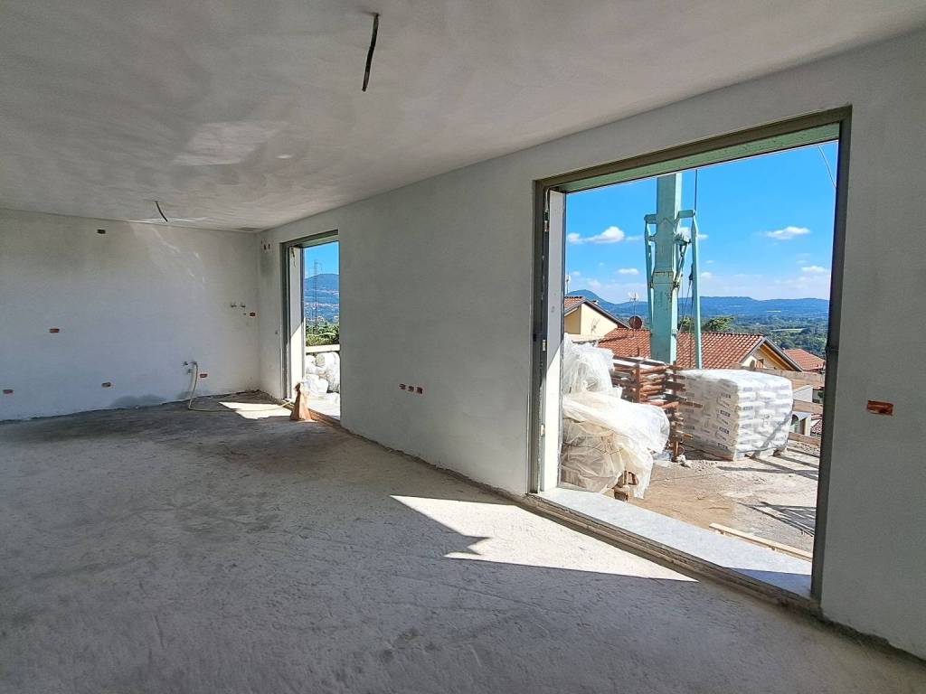 appartamento in vendita a Cesana Brianza