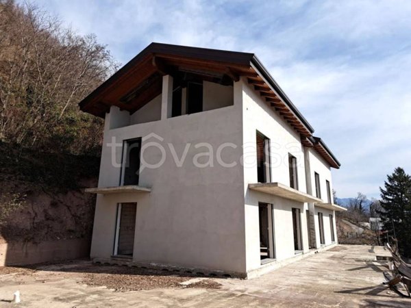 appartamento in vendita a Cesana Brianza