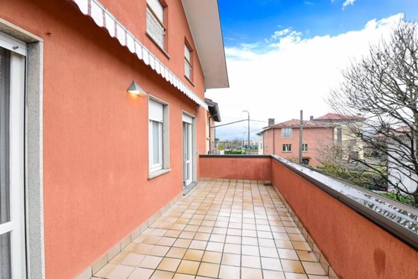 appartamento in vendita a Cesana Brianza