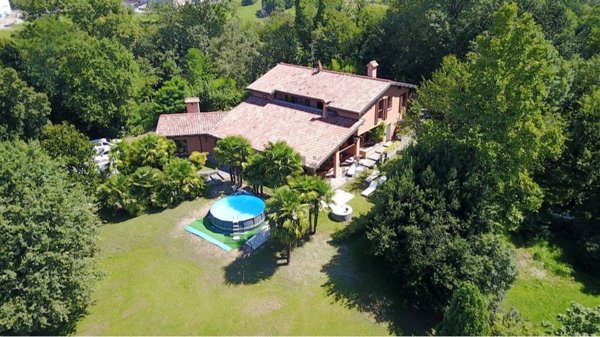 casa indipendente in vendita a Cesana Brianza
