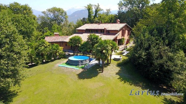 casa indipendente in vendita a Cesana Brianza