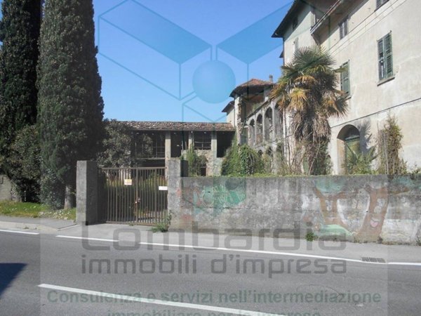 intera palazzina in vendita a Civate