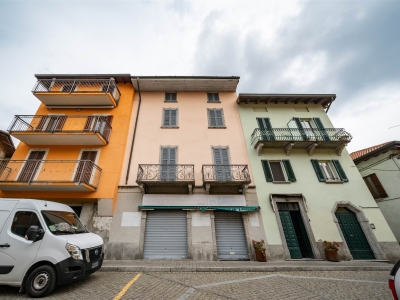 negozio in vendita a Civate