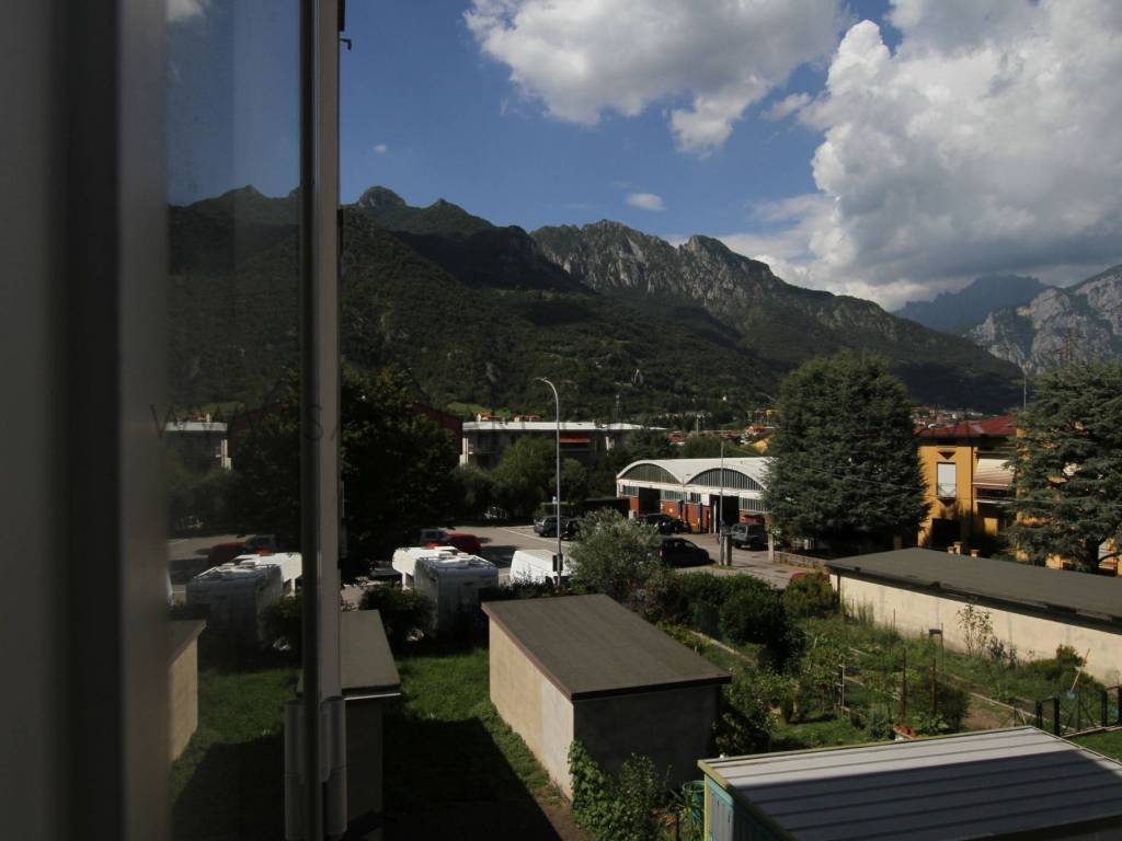 appartamento in vendita a Civate