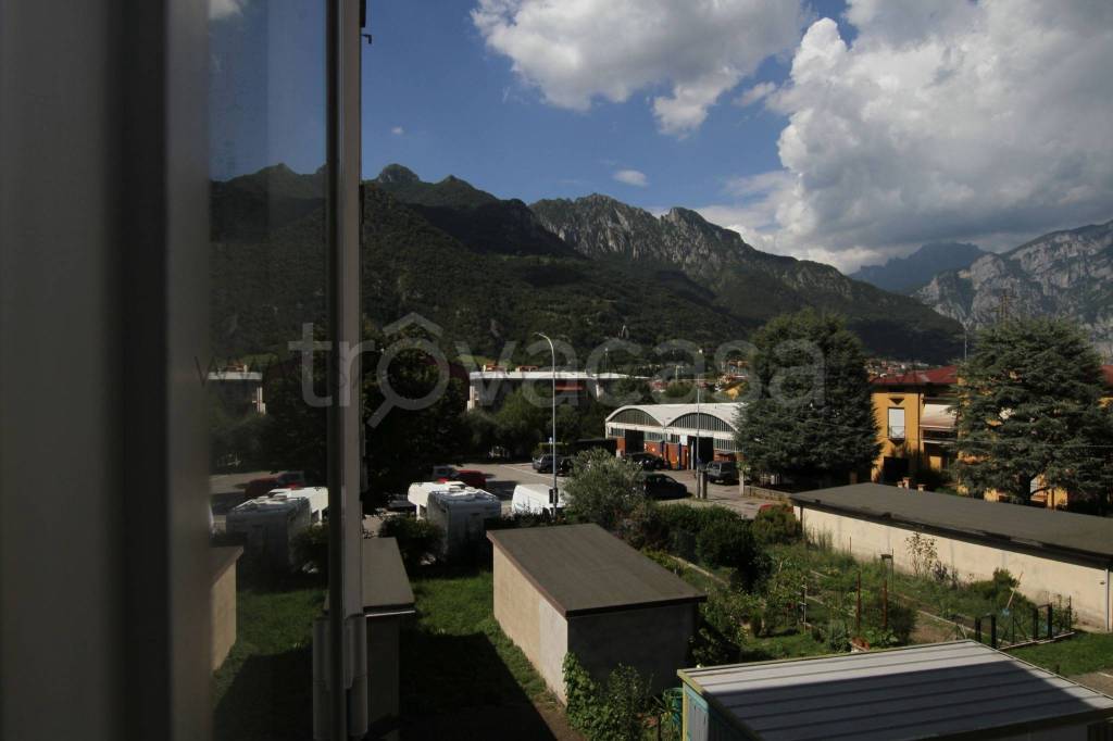 appartamento in vendita a Civate