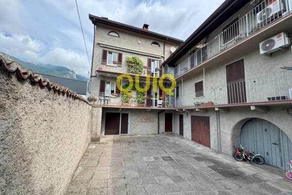 appartamento in vendita a Civate