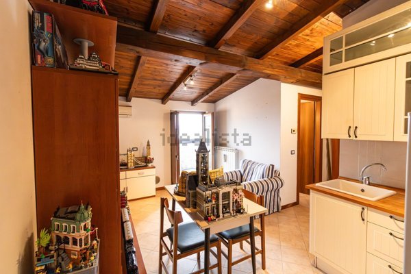 appartamento in vendita a Civate