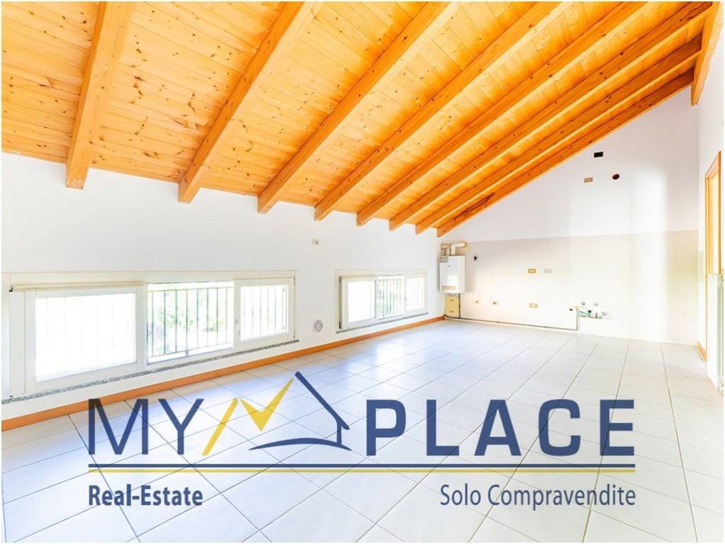 appartamento in vendita a Civate