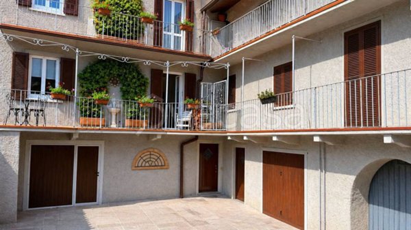 appartamento in vendita a Civate