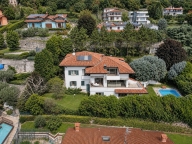 casa indipendente in vendita a Civate