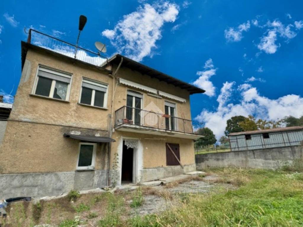 casa indipendente in vendita a Colico