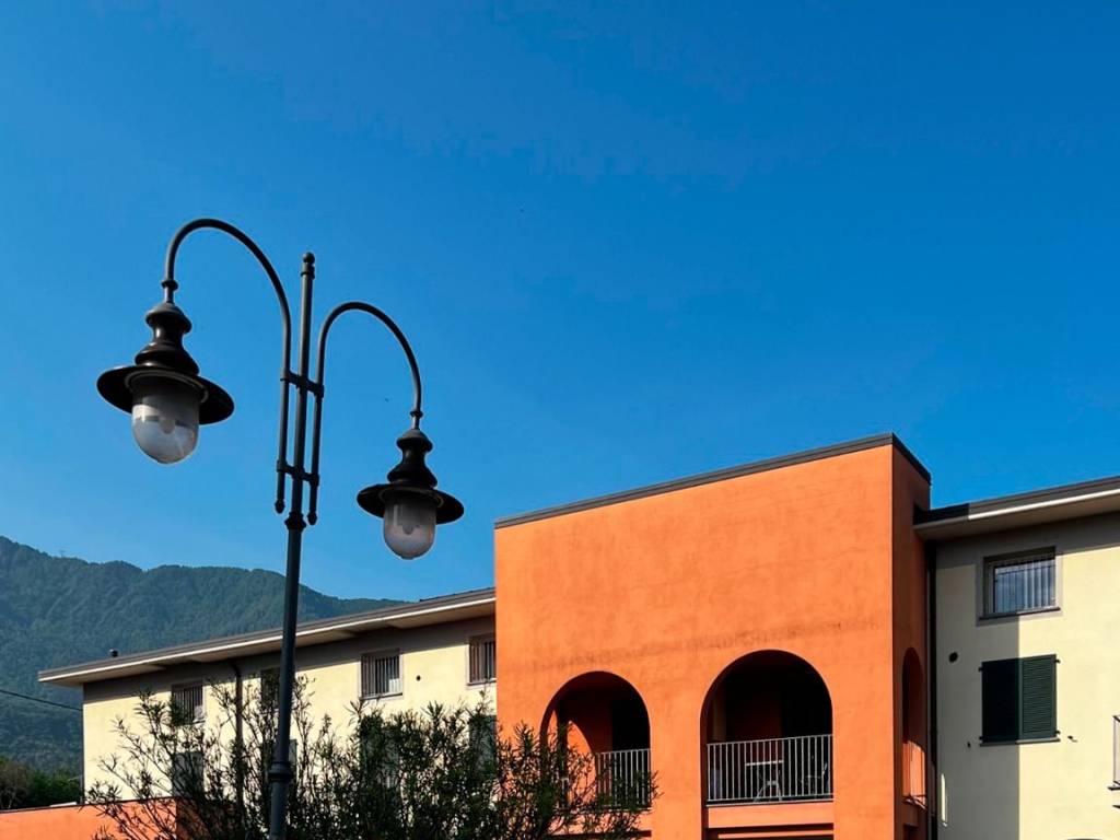 appartamento in vendita a Colico